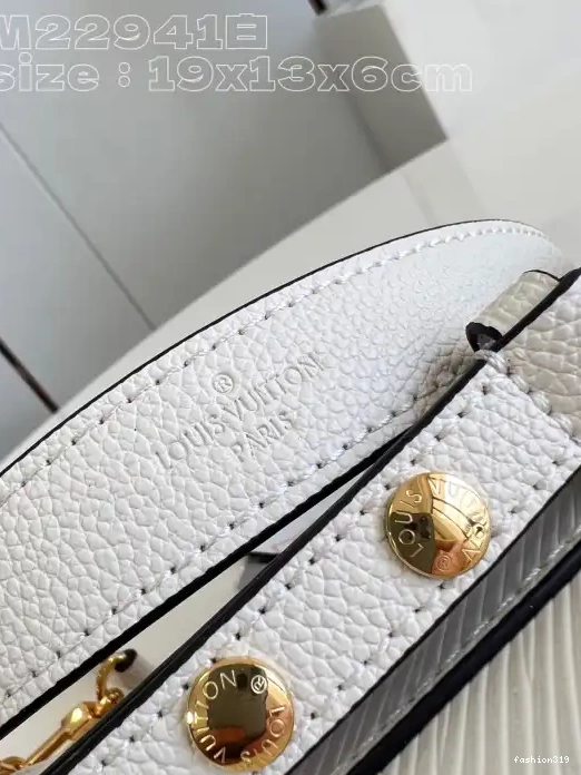 LOUIS VUITTON Marellini 0327